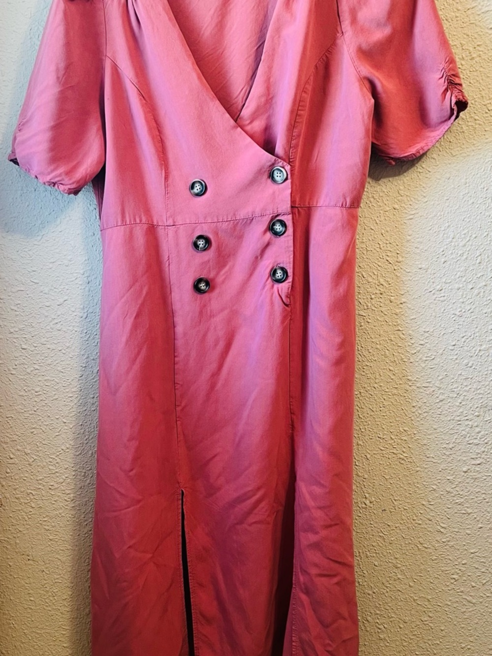 Avenue Zoe Coral Pink Wrap-Style Midi Dress